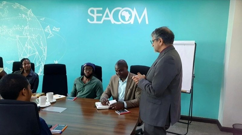 parag-patil-sharing-career-journey-and-insights-with-students